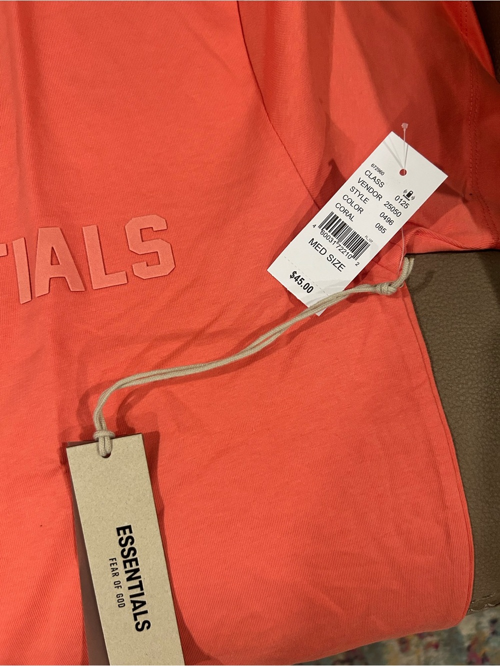 ESSENTIALS Coral Set - Picture 3 of 12